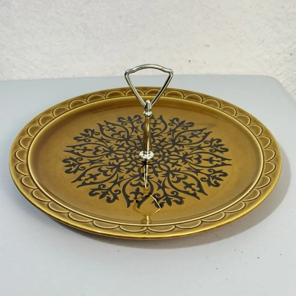Homer Laughlin Round Serving Handled Plate Tray Coventry Castilian Mustard Gold